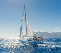 Voilier Dufour 470 · 2024