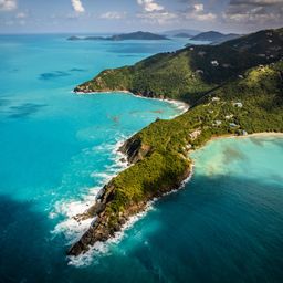 Vue côtière de Tortola